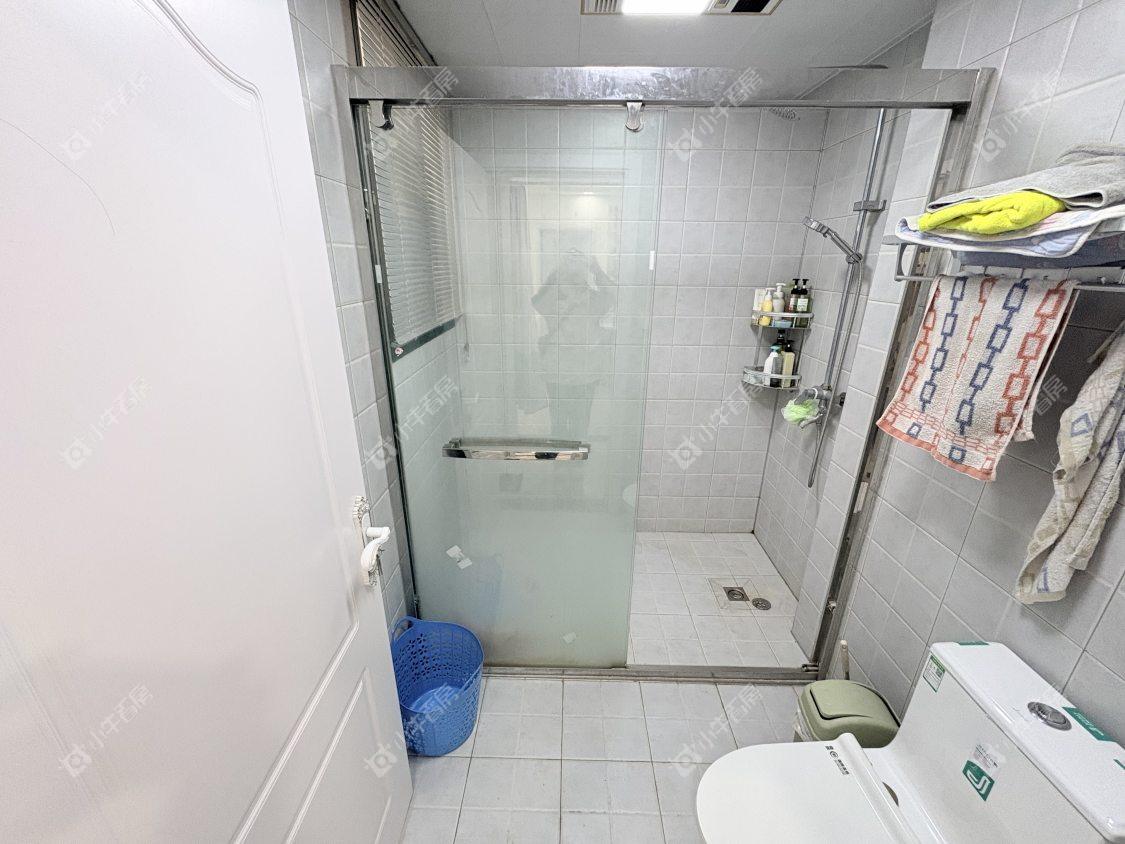 镇江粤港臻园在售二手房源室内图_小牛看房