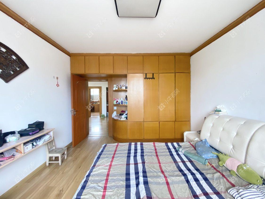 镇江华南新村在售二手房源室内图_小牛看房