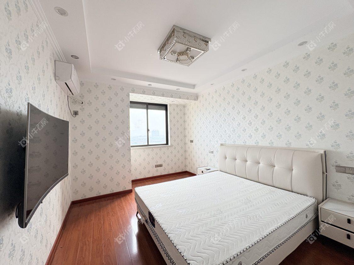 镇江丹凤国际在售二手房源室内图_小牛看房