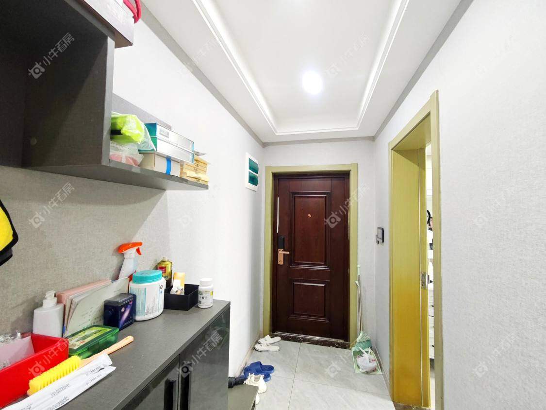 镇江粤港臻园在售二手房源室内图_小牛看房