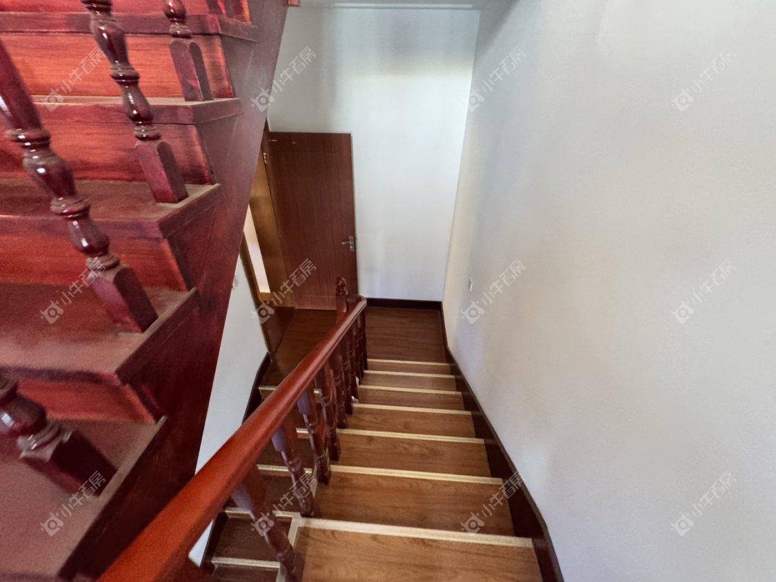 镇江锦湖新村在售二手房源室内图_小牛看房