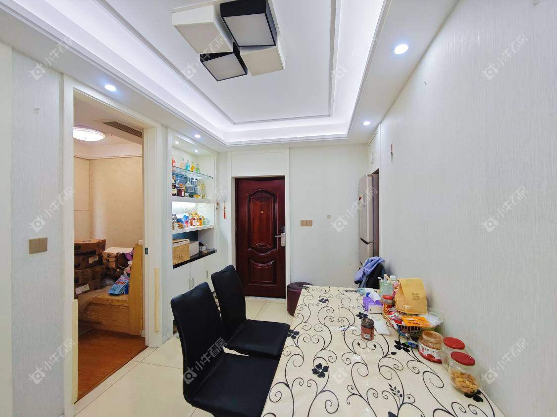 镇江南门花园在售二手房源室内图_小牛看房