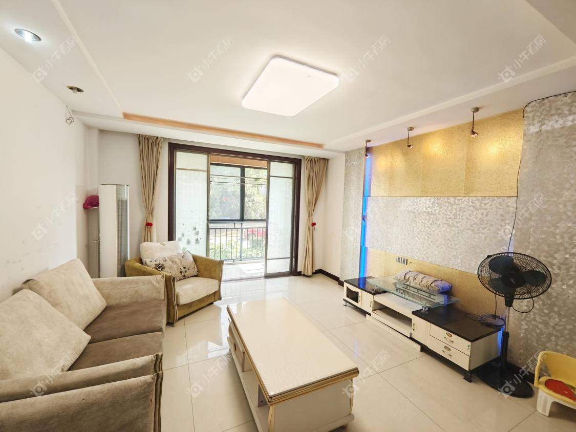 镇江天波城在售二手房源室内图_小牛看房