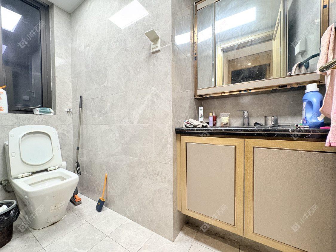 镇江红星天铂在售二手房源室内图_小牛看房