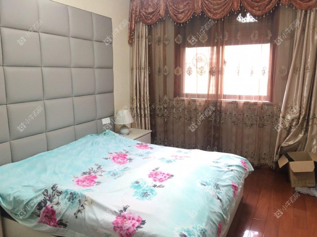 镇江世纪豪都在售二手房源室内图_小牛看房