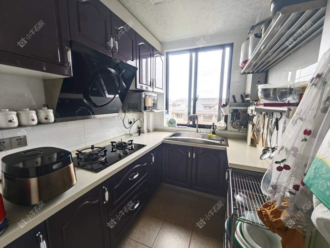 镇江世纪豪都在售二手房源室内图_小牛看房