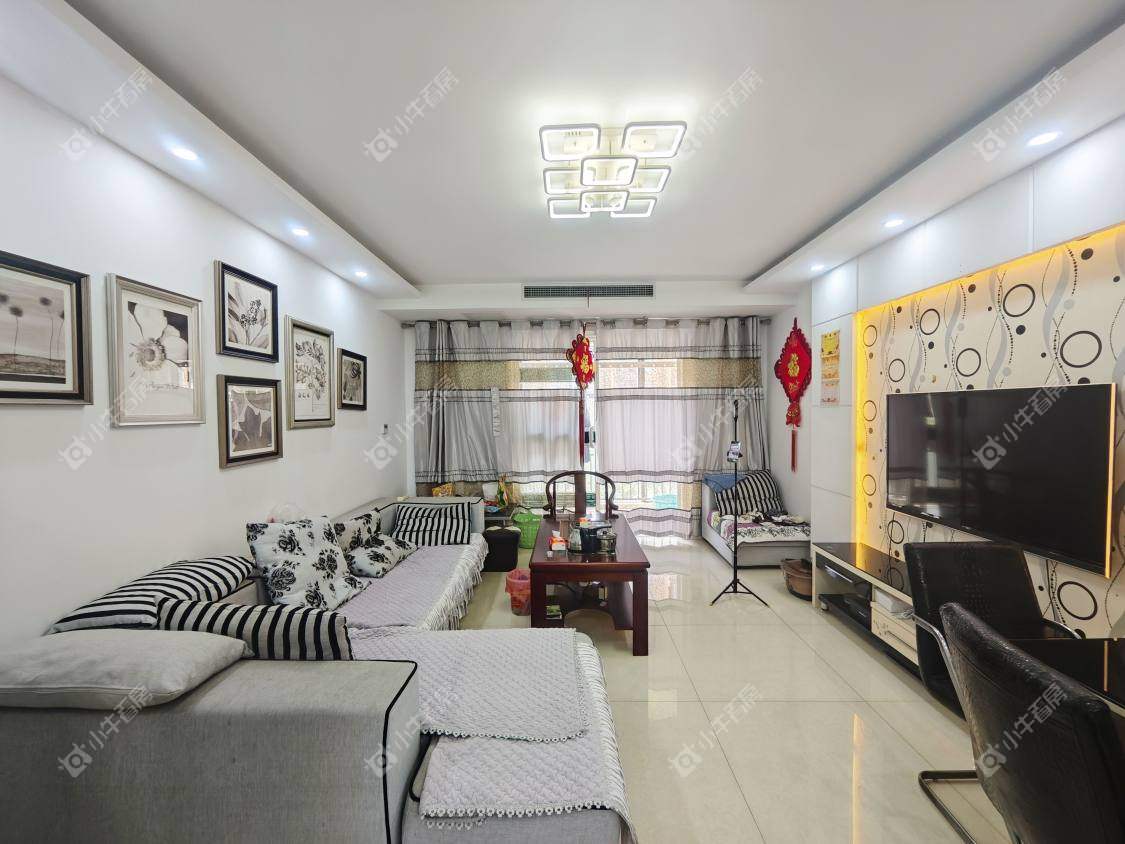 镇江华都锦城在售二手房源室内图_小牛看房