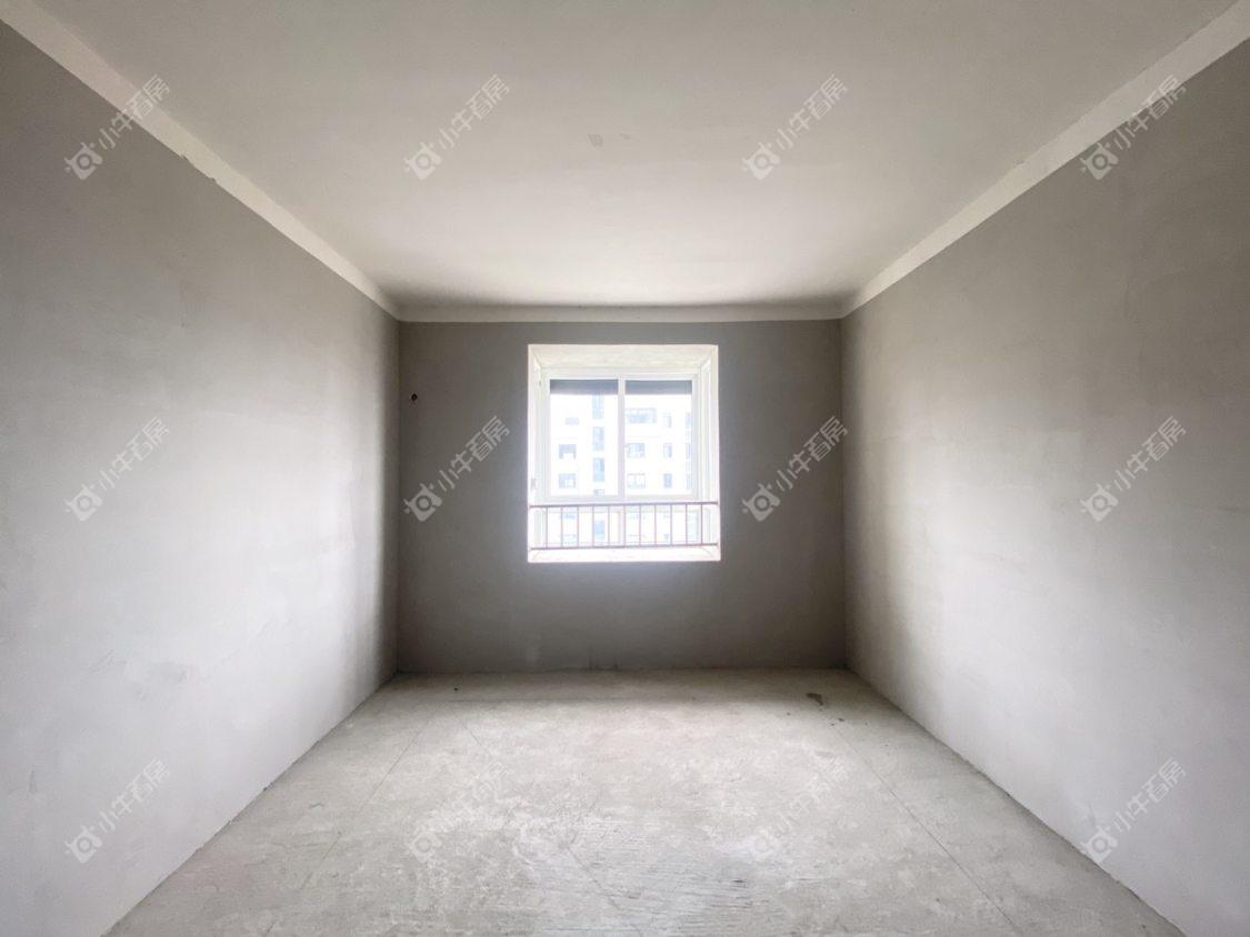 镇江和谐里在售二手房源室内图_小牛看房