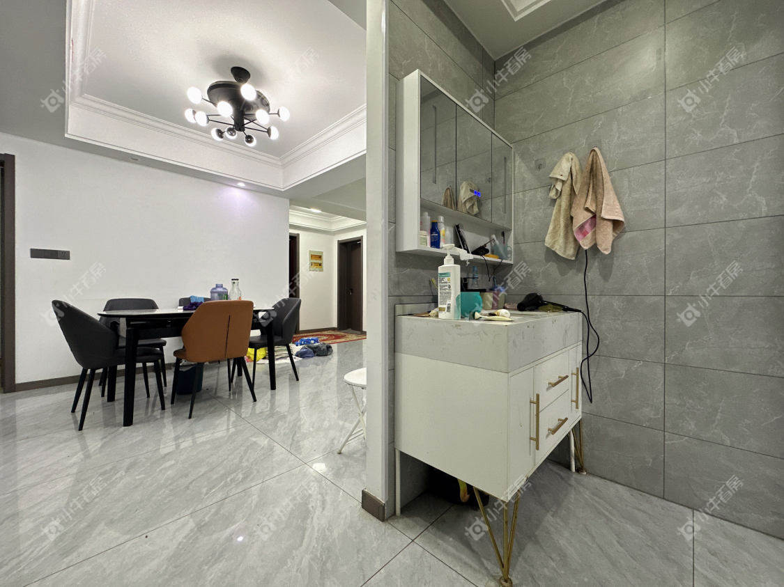 镇江凤凰郡在售二手房源_小牛看房