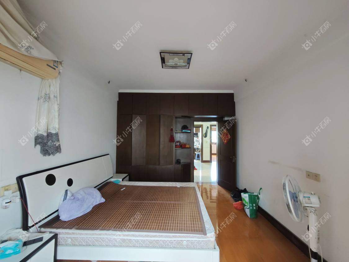 镇江兰信公寓在售二手房源室内图_小牛看房