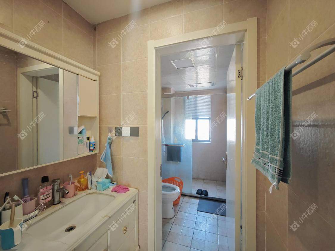 镇江华都锦城在售二手房源室内图_小牛看房