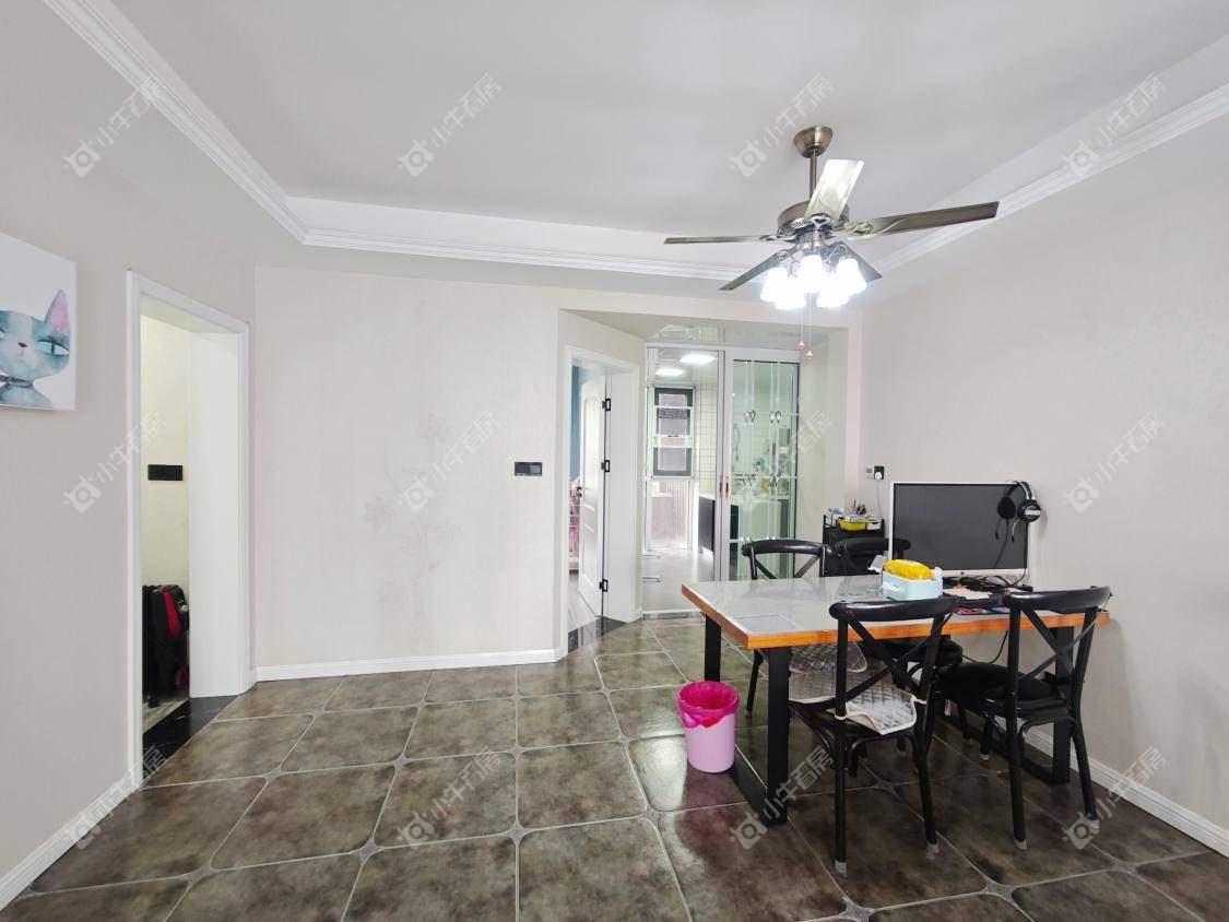 镇江东方盛世在售二手房源室内图_小牛看房