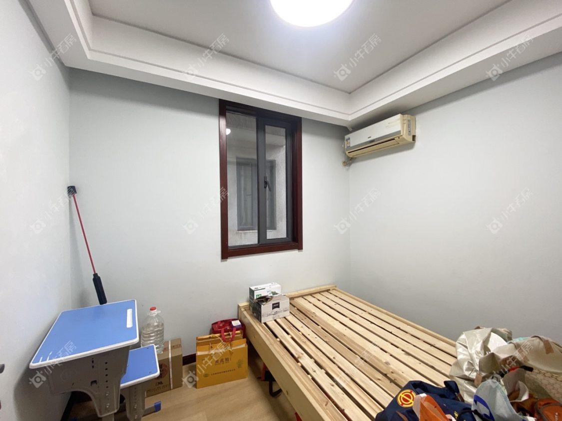 镇江凤凰国际在售二手房源室内图_小牛看房