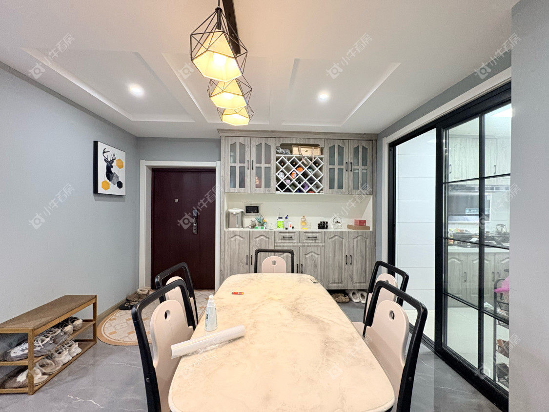 镇江信达香堤国际在售二手房源室内图_小牛看房