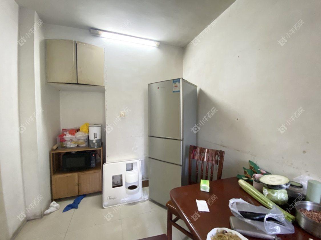 镇江华南新村在售二手房源室内图_小牛看房