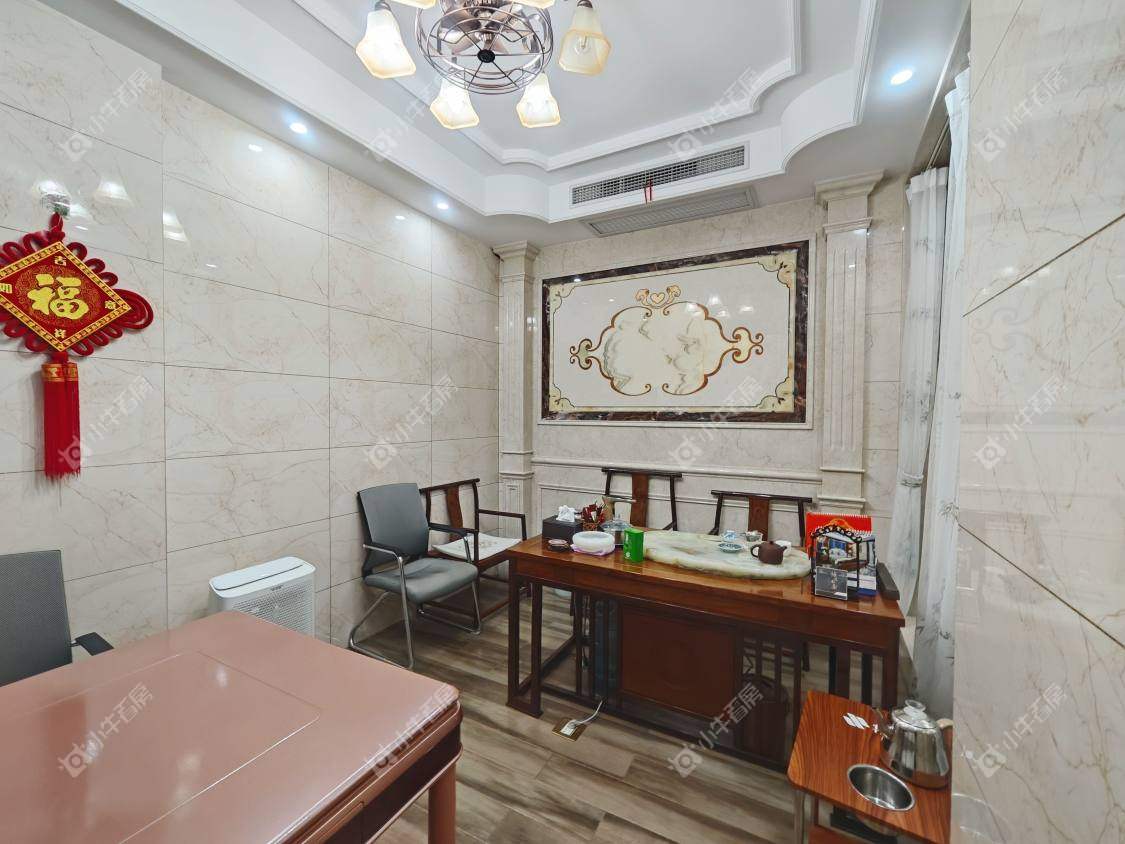 镇江丹凤国际在售二手房源室内图_小牛看房