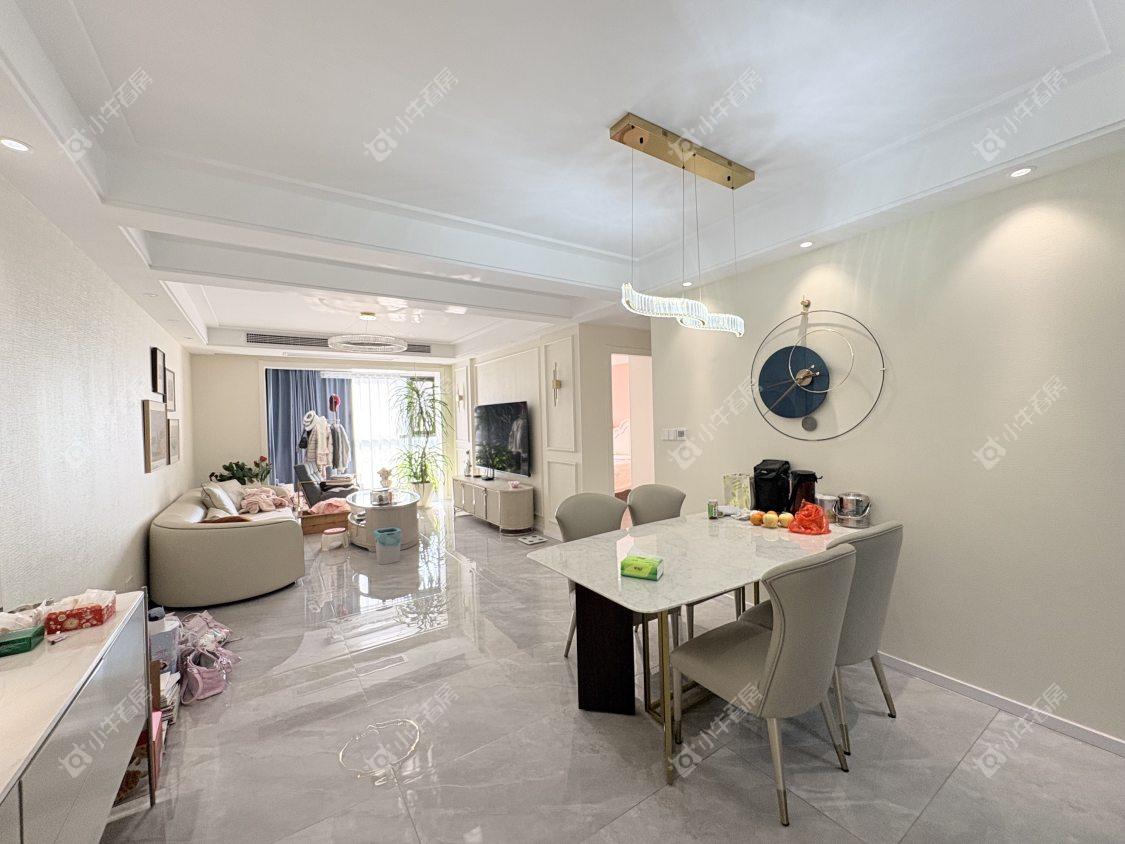 镇江凤熹台在售二手房源室内图_小牛看房