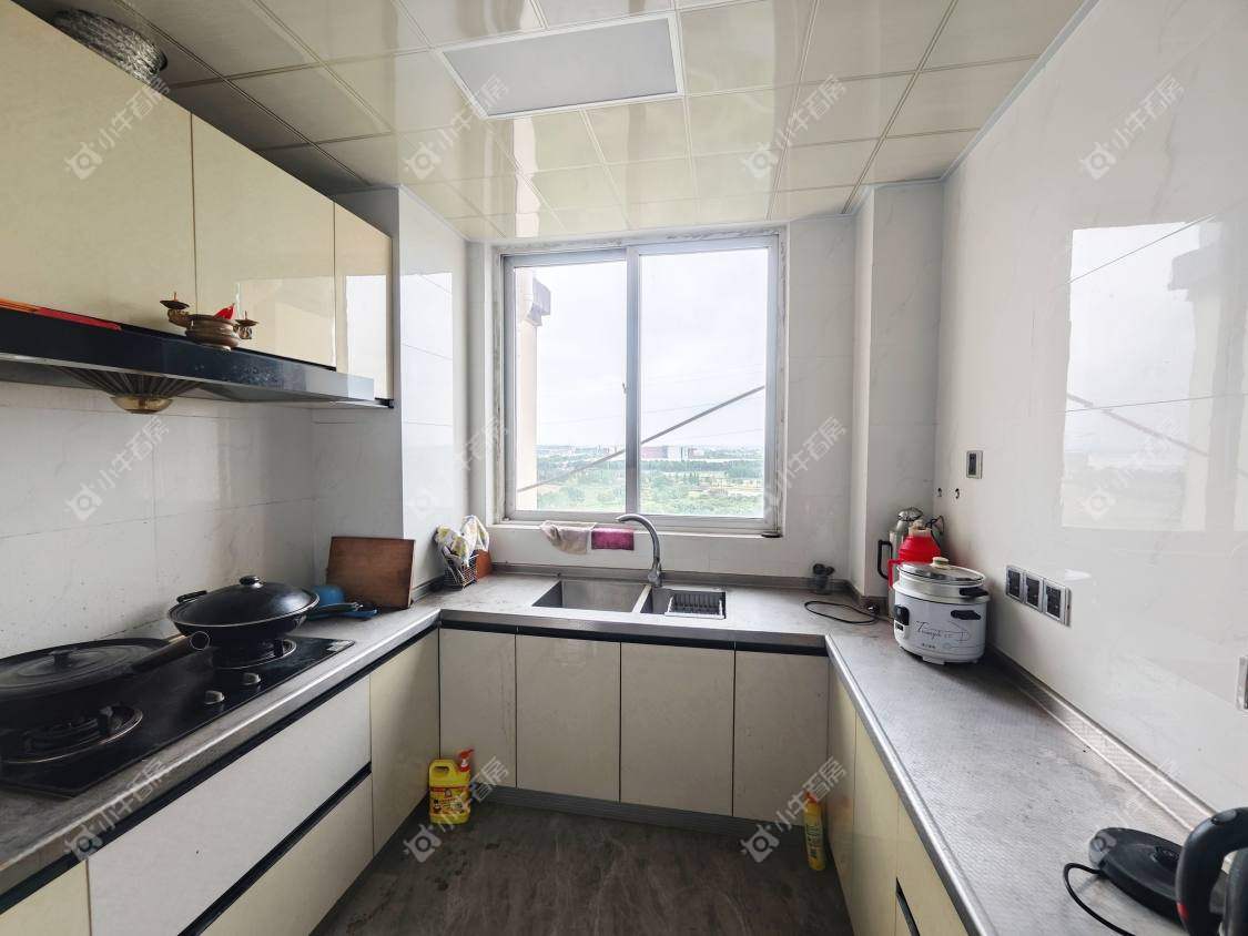 镇江河阳新城在售二手房源室内图_小牛看房