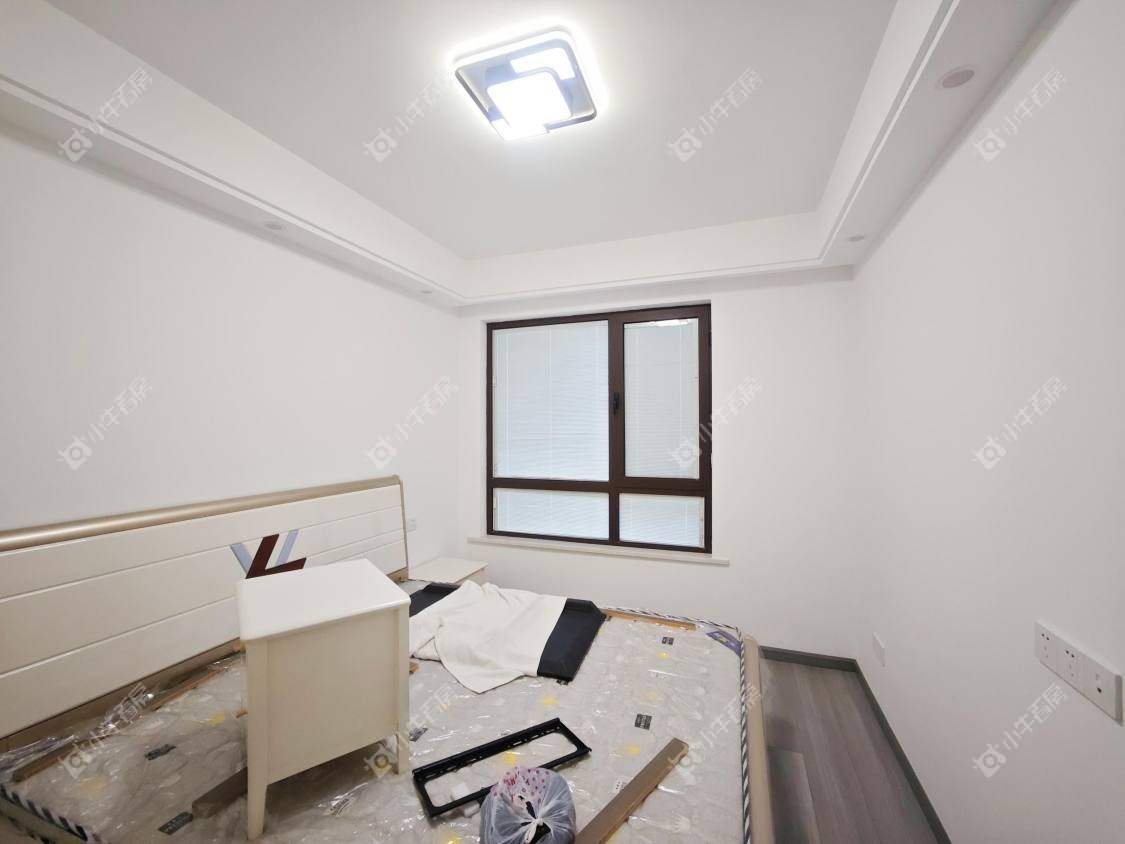 镇江荣城国际（中央公馆）在售二手房源室内图_小牛看房