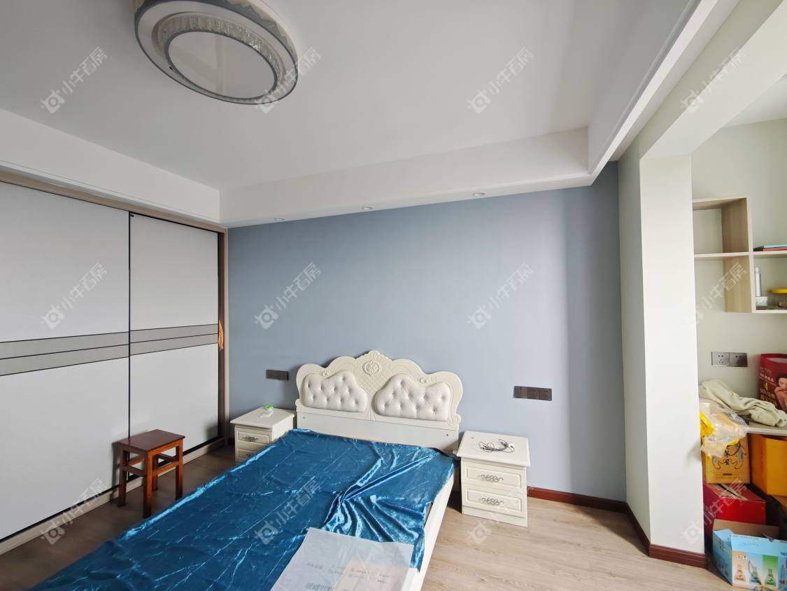 镇江滨河凤凰城在售二手房源室内图_小牛看房