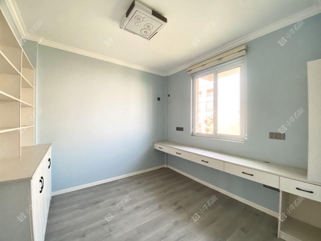 镇江东南新城在售二手房源室内图_小牛看房