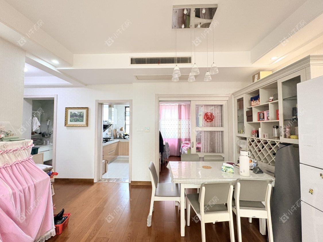 镇江天波城在售二手房源室内图_小牛看房