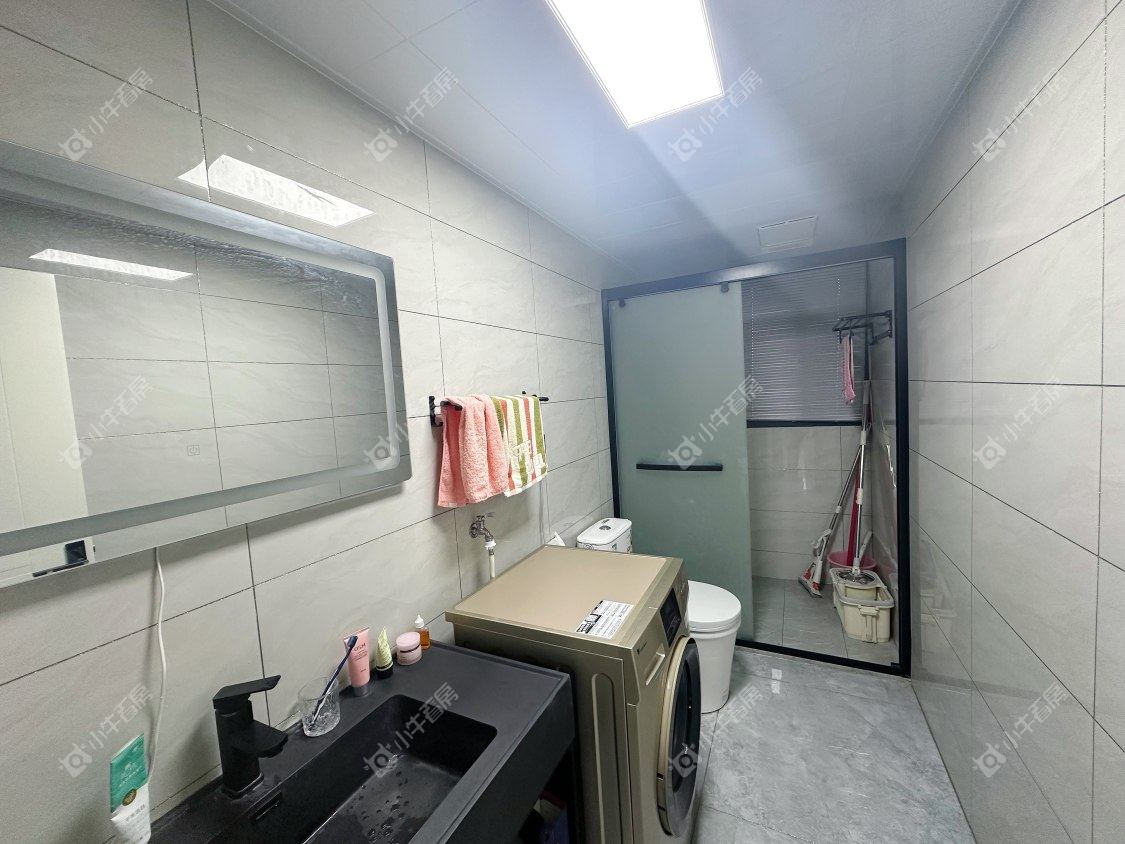 镇江凤凰新村在售二手房源室内图_小牛看房