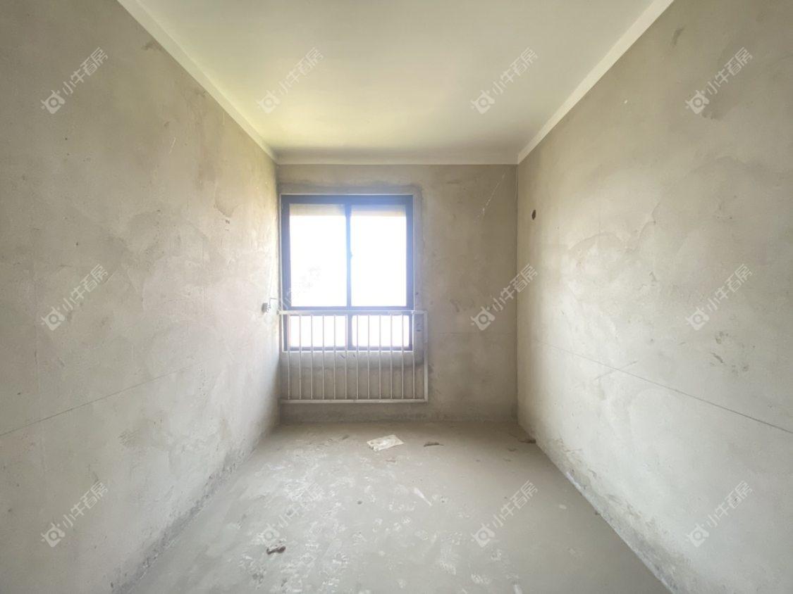 镇江昆仑华府在售二手房源室内图_小牛看房