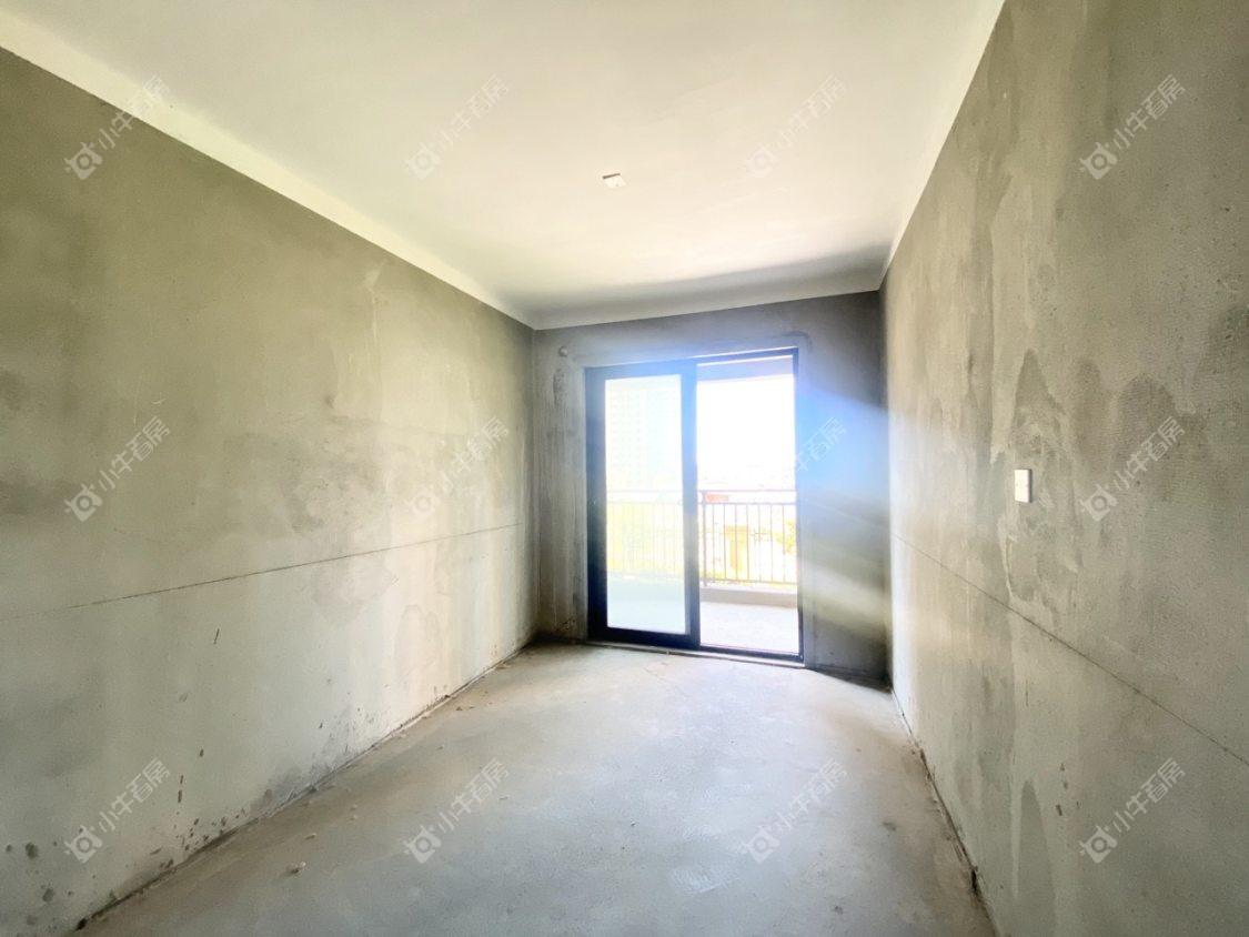 镇江凤熹台在售二手房源室内图_小牛看房