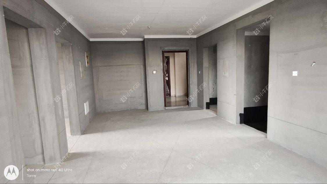 镇江凤凰郡在售二手房源室内图_小牛看房