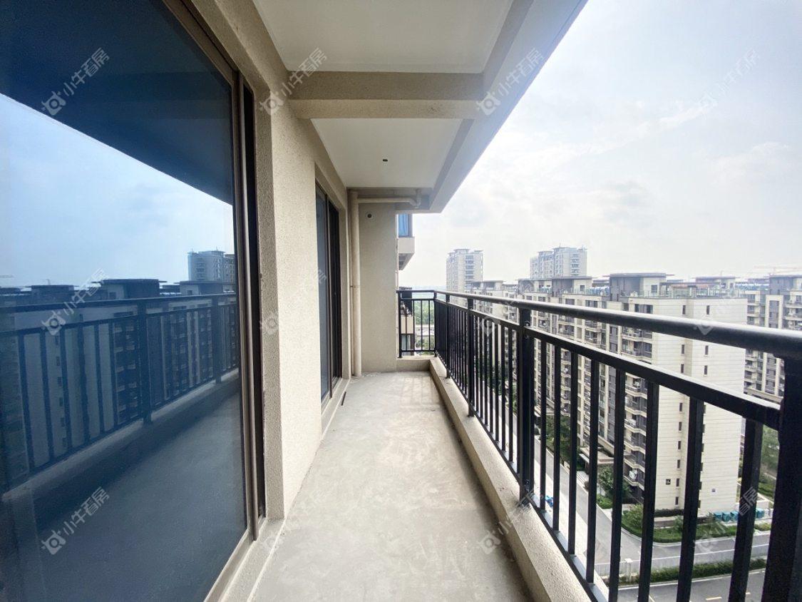 镇江碧桂园樾府在售二手房源室内图_小牛看房