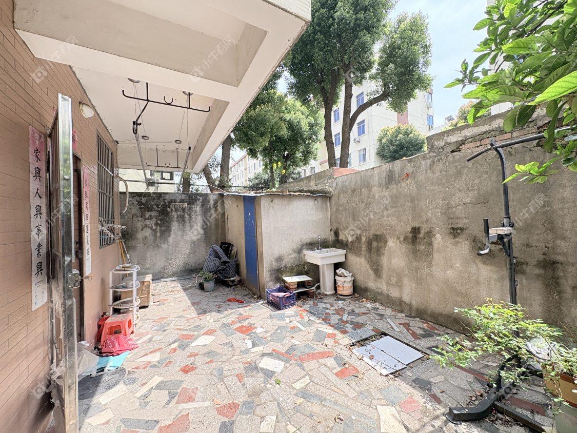 镇江龙凤新村在售二手房源室内图_小牛看房