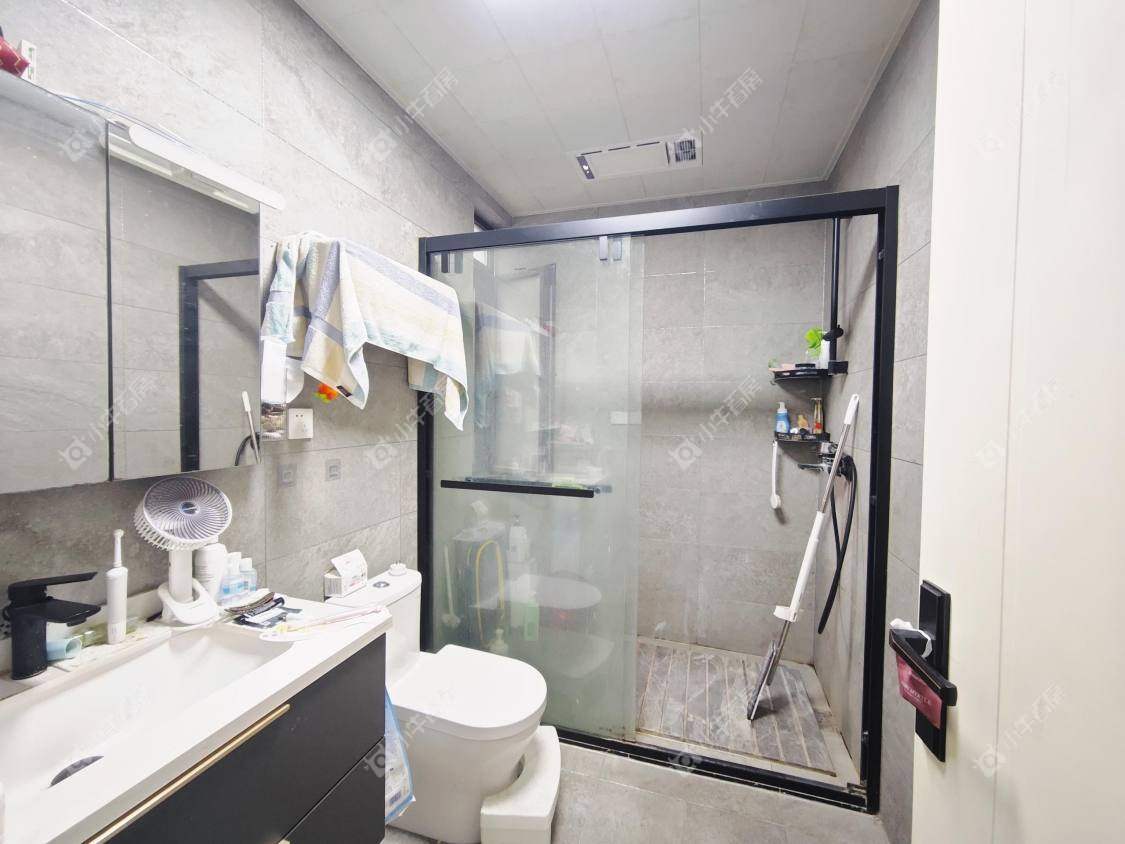 镇江天颐城在售二手房源室内图_小牛看房