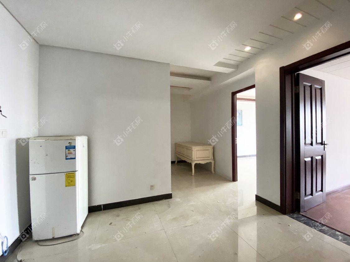 镇江凤凰国际在售二手房源室内图_小牛看房