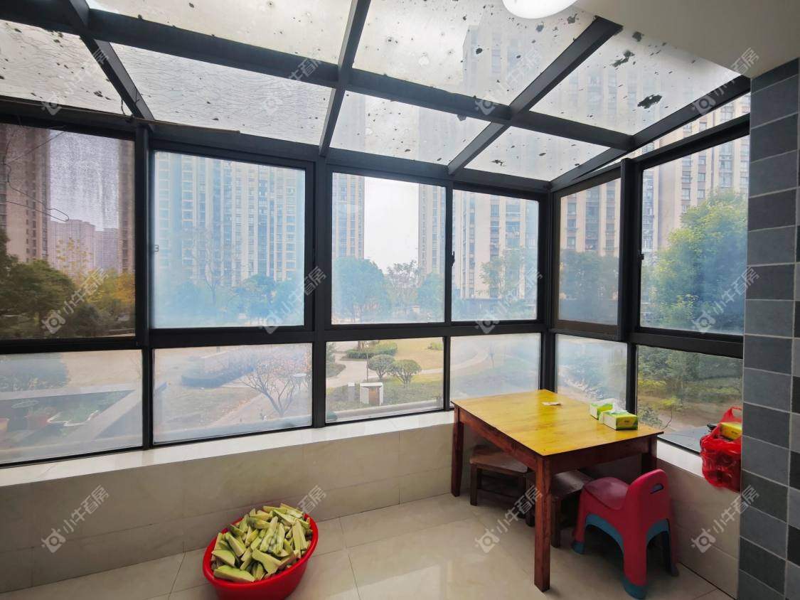 镇江御河熙岸在售二手房源室内图_小牛看房