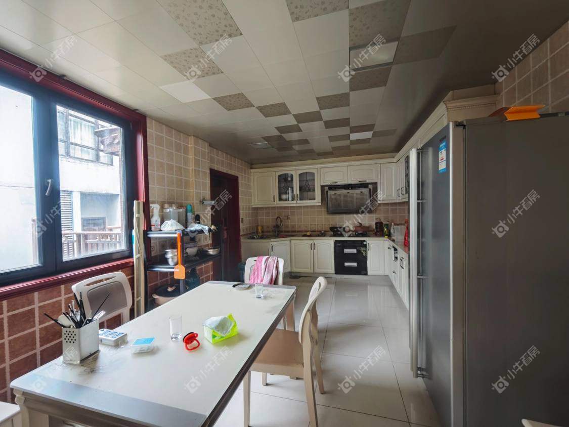 镇江天波城别墅区在售二手房源室内图_小牛看房