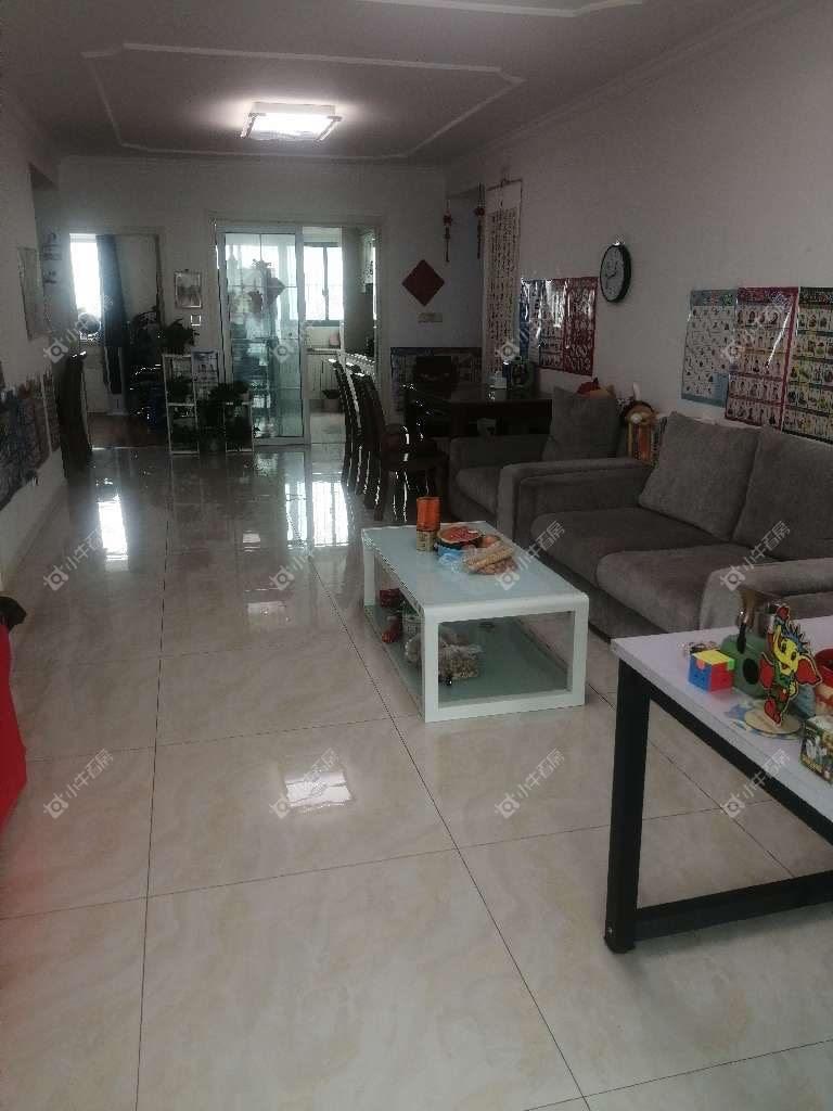 镇江东方盛世在售二手房源室内图_小牛看房