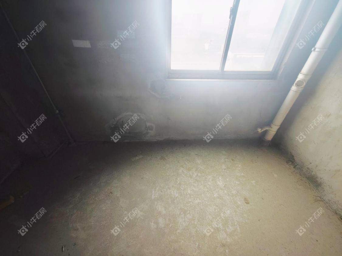 镇江名都新贵在售二手房源室内图_小牛看房