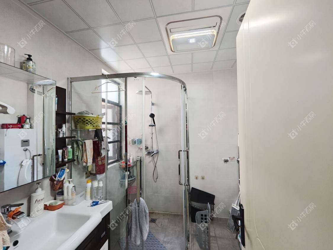 镇江滨河凤凰城在售二手房源室内图_小牛看房