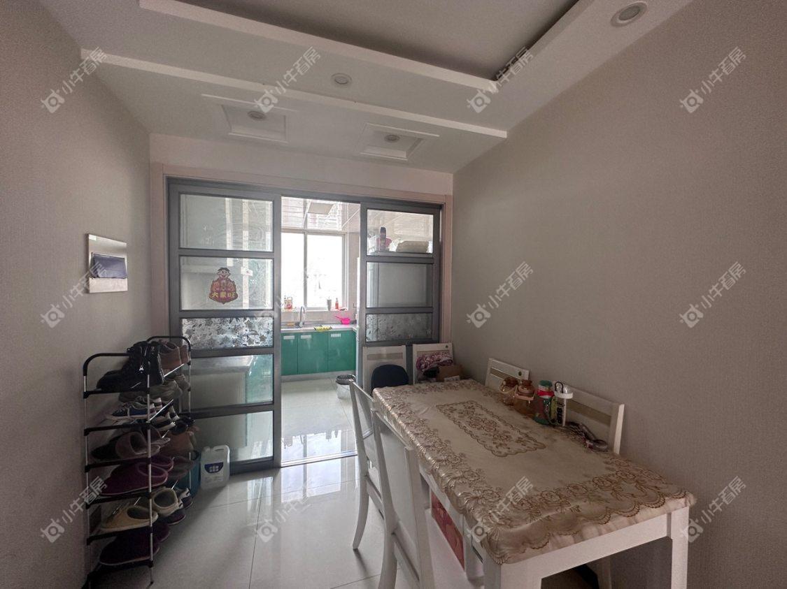 镇江芳草苑在售二手房源室内图_小牛看房