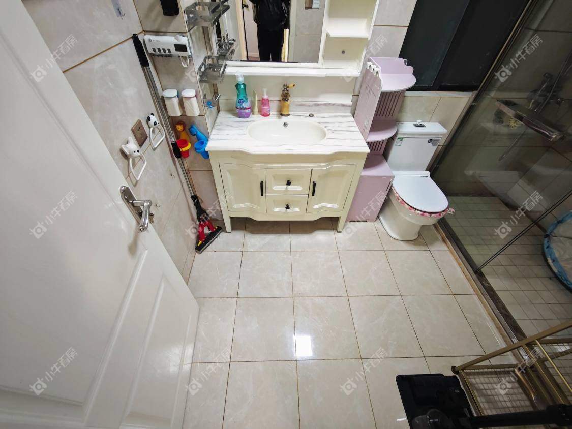 镇江紫竹园在售二手房源室内图_小牛看房