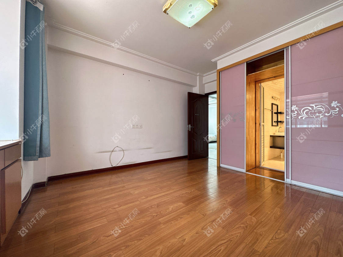 镇江凤翔花园在售二手房源室内图_小牛看房