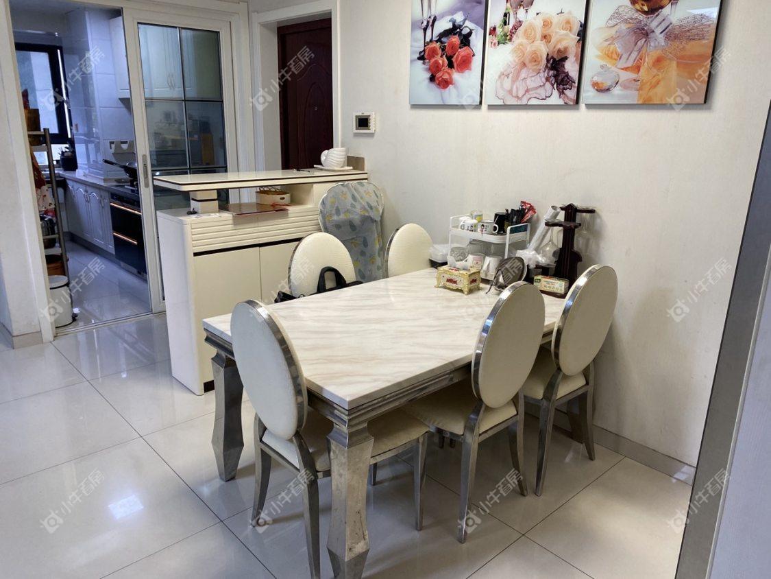 镇江荣城国际一期在售二手房源室内图_小牛看房