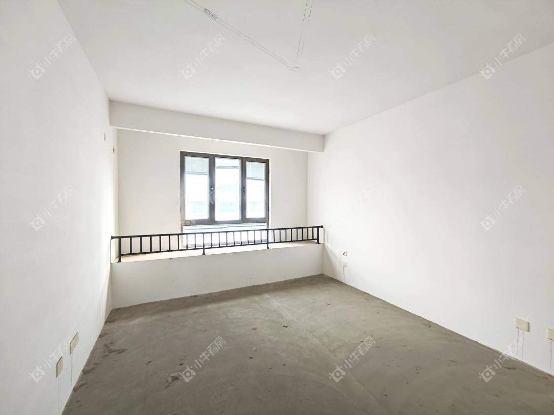 镇江荣城国际（藏龙御景）在售二手房源室内图_小牛看房