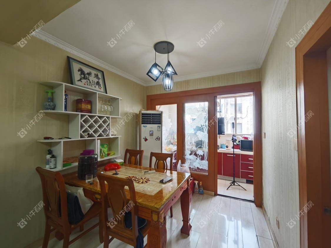 镇江凤凰新村在售二手房源室内图_小牛看房