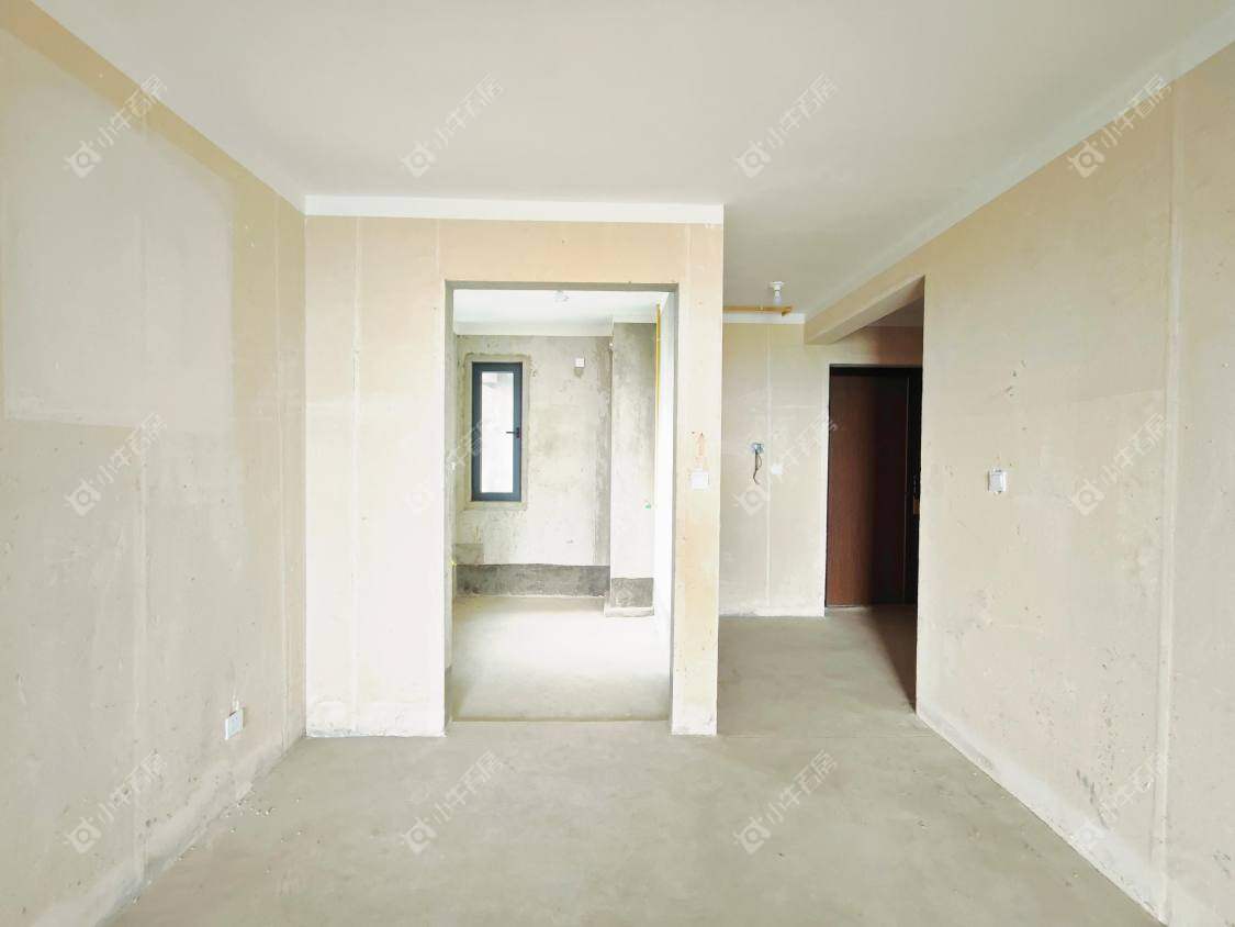 镇江融创华南映在售二手房源室内图_小牛看房