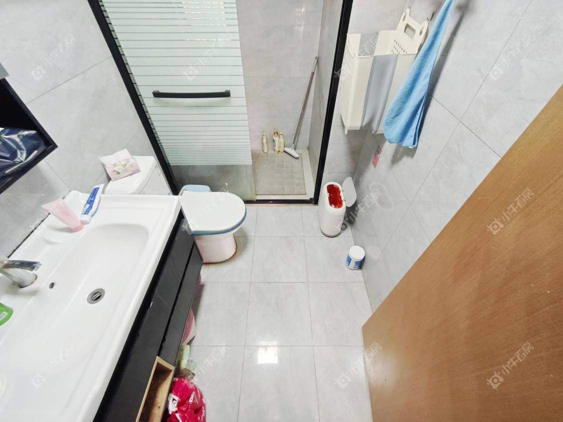 镇江华都幸福里在售二手房源室内图_小牛看房