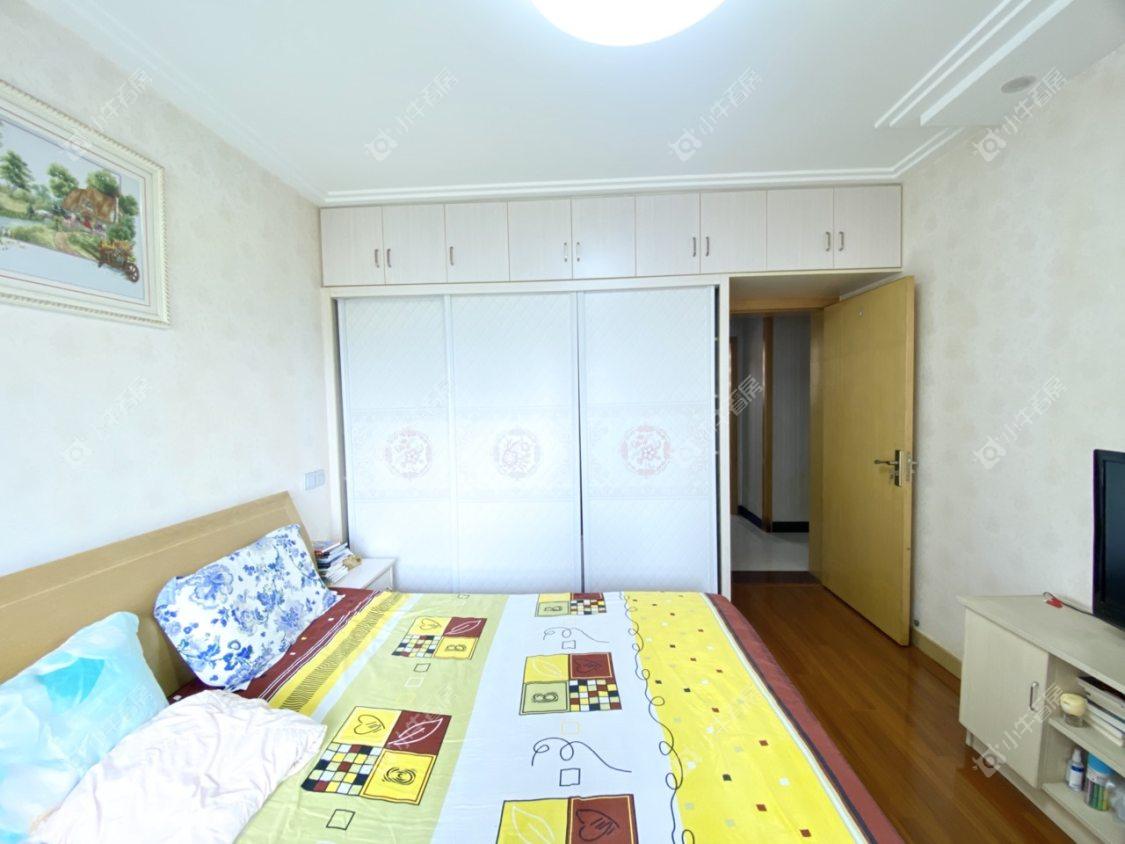 镇江信达香堤国际在售二手房源室内图_小牛看房