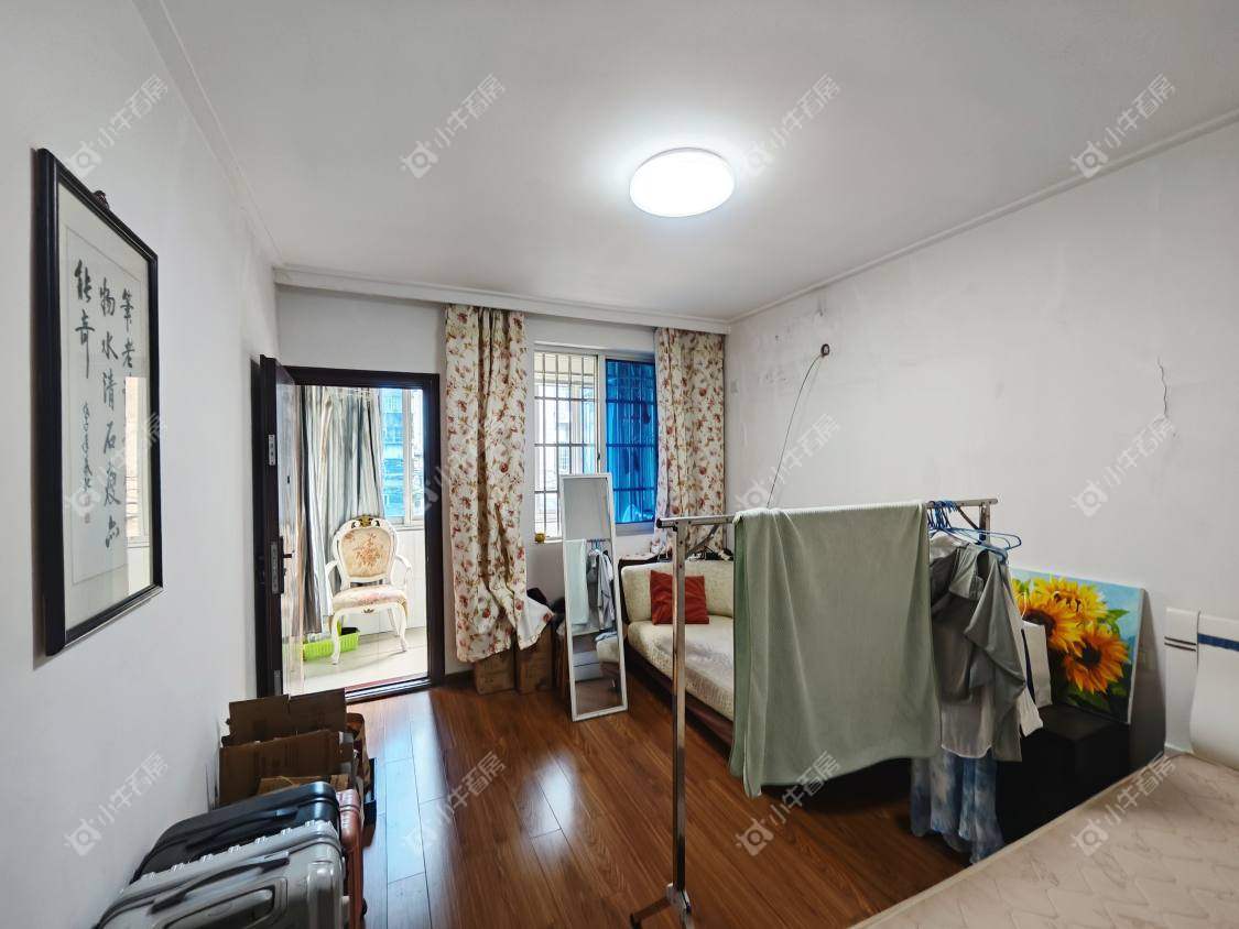 镇江台阳小区在售二手房源室内图_小牛看房