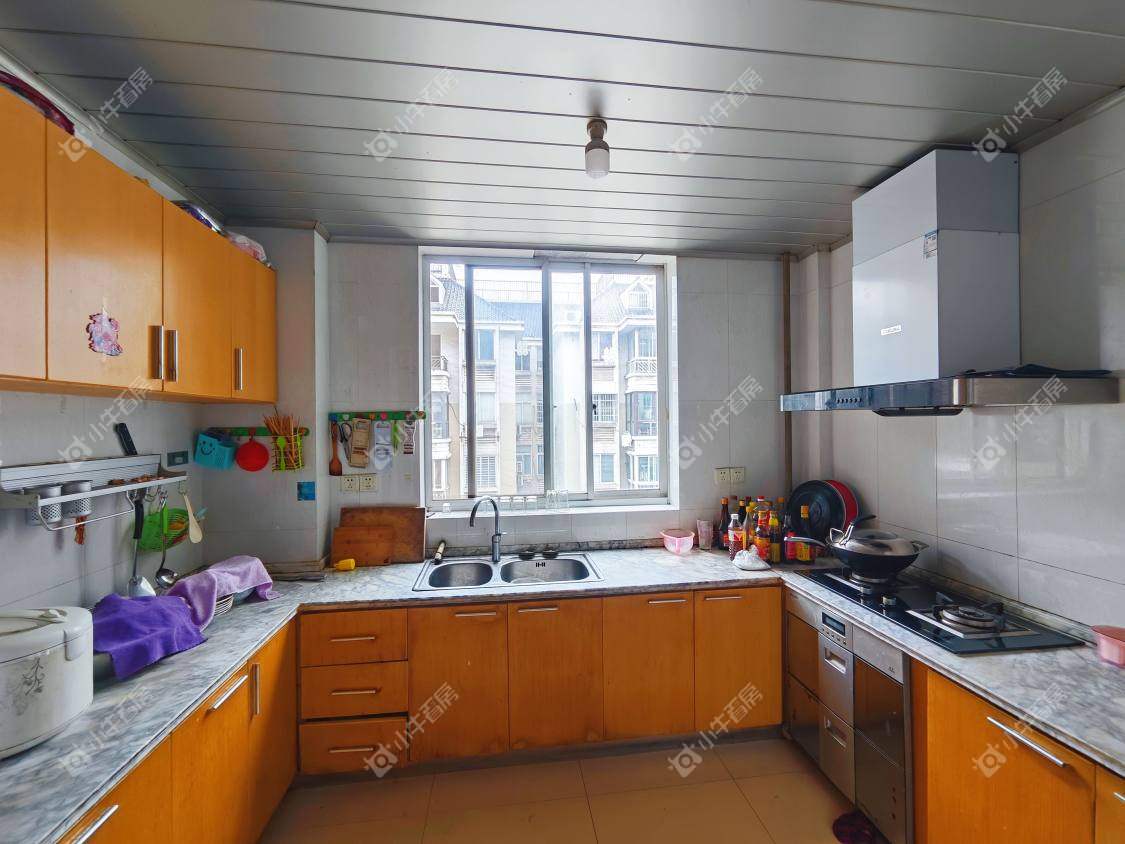 镇江凤翔花园在售二手房源室内图_小牛看房